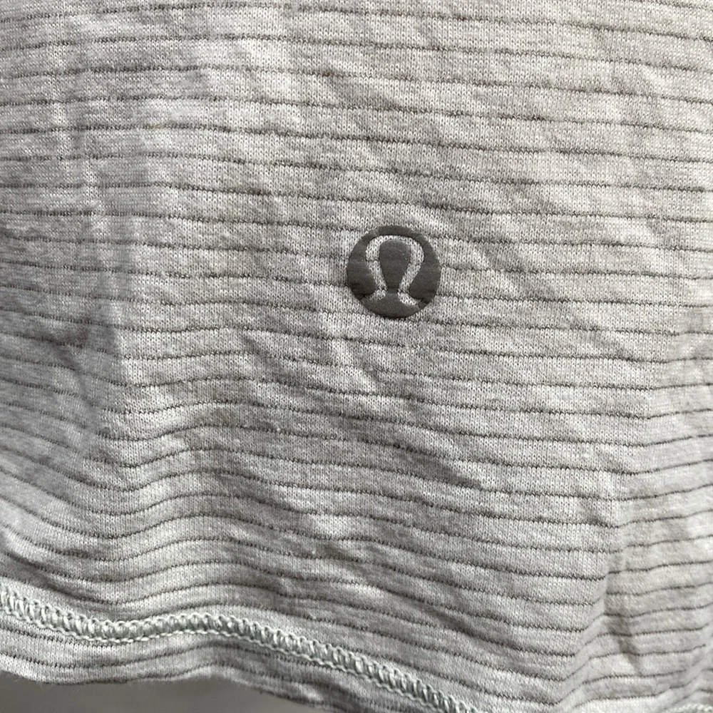 Lululemon Small Gray with Blue/Gray Split Back Running Yoga Fitness Tank Top.